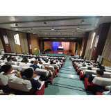 凤凰县文昌阁小学：借培训之风 固师德之本