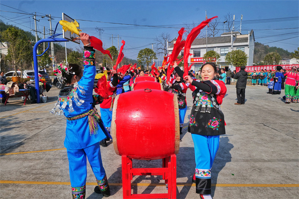 d5eb803412417d266026e98ffd8b41e.jpg