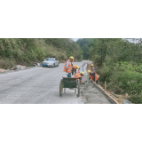 凤凰县公路建设养护中心积极推进G352线安防精细化提升工程项目
