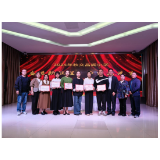 凤凰县文昌阁小学举行“奋进新时代，争当大先生”师德师风演讲比赛