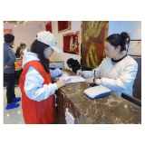 凤凰县沱江镇虹桥社区：防微杜渐 筑牢商铺消防安全“防护网”