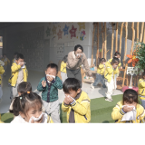 以“演”助防  应急有“方”——凤凰县箭道坪幼儿园开展消防演练活动