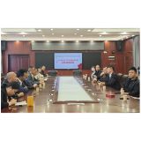 贵州省松桃苗族自治县大兴中学与湖南省凤凰县千工坪学区校际交流活动圆满举行
