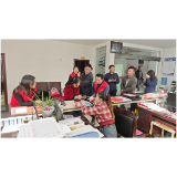 凤凰县行政审批服务局多渠道多方式开展“湘易办”社保缴费季宣传推广工作