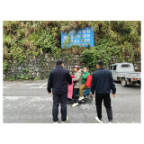 凤凰县木江坪镇：交通安全劝导常态化，把好农村道路“出行关”