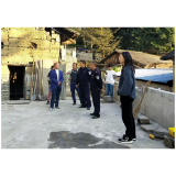 凤凰警方入户走访排查纠纷 不让矛盾“找上门”