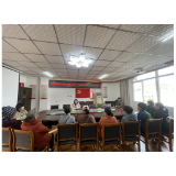 凤凰县妇联举行“低收入妇女两癌救助”中央专项彩票公益金发放仪式