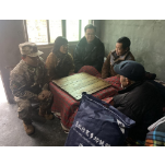 凤凰县新场镇：寒冬慰问送温暖  情系退役老兵心