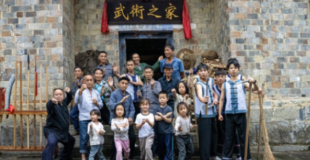 凤凰：弘扬苗族武术 传承民族文化