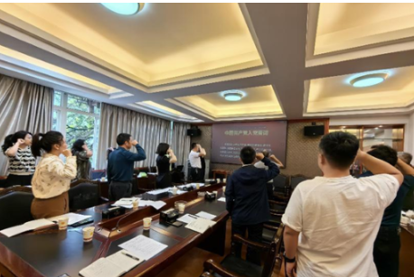 统战庆七一 活动筑同心——凤凰县统一战线举行庆“七一”主题党日活动