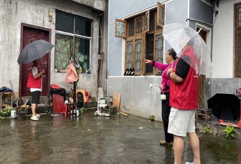 凤凰县虹桥社区：在“风雨大考”中答好“为民答卷”