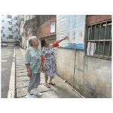 凤凰县沱江镇虹桥社区：创新居民自治模式--和谐共管，停车新风尚赢得高赞誉