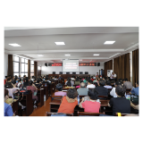 湘西长行村镇银行凤凰支行：走进老年大学，共筑金融知识防线