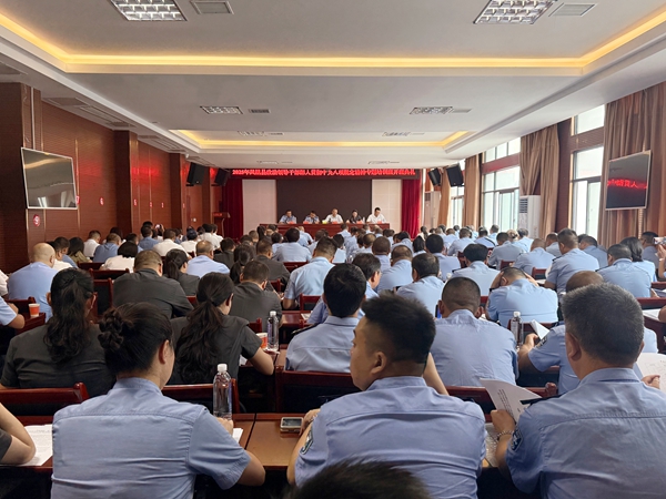 2323eb0c4e3815cf37e4af0969a5dadd.jpg 2323eb0c4e3815cf37e4af0969a5dadd.jpg