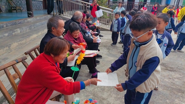 图片18.jpg 图片18.jpg