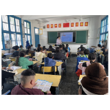 凤凰县廖家桥学区都里小学邀都里卫生院开展流感防控知识讲座