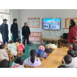 凤凰县水打田乡交通安全宣传进校园 守护平安伴童行