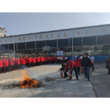 凤凰县育英民族学校举行消防疏散演练，筑牢校园“防火墙”
