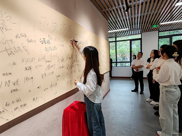 图片13.jpg