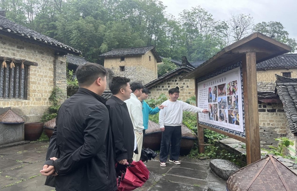 图片28.jpg