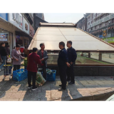 凤凰县城管执法局：开展兰径市场整治，美化路域交通环境