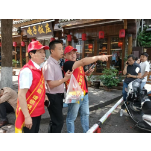 用心守护游客的“五一护航人”——直击凤凰古城假日服务保障一线