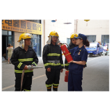 凤凰县消防救援大队深入小区开展物业消防安全培训