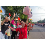 凤凰展翅，旗开胜境——凤凰县崇文中学2025年高考送考 现场直击