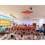 爱心点亮童梦 语言传递温暖—— 湖南工业职业技术学院助力虹桥社区儿童 “微心愿”圆梦