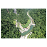凤凰县吉信镇万溶江村：农旅融合点燃乡村夏日经济 助推村集体经济提质增效