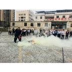 凤凰县行政审批服务局组织消防安全演练活动