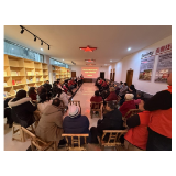 凤凰县沱江镇虹桥社区开展“学雷锋”志愿服务系列活动