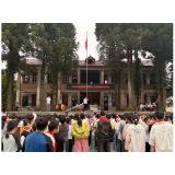 凤凰县腊尔山学区开展急救培训与突发事件应急疏散演练活动