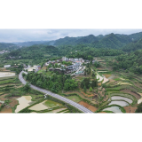 田园研学觅农耕 乡野知行促成长——凤凰县满家村600余名学子沉浸式体验田园科普课