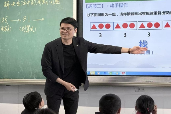 图片19.jpg 图片19.jpg