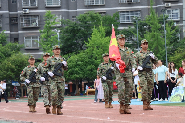 图片18.jpg