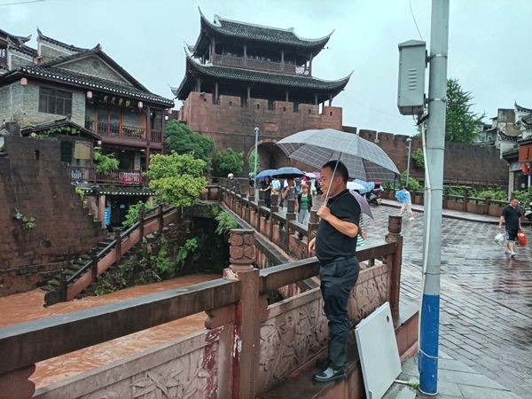 图片14.jpg 图片14.jpg