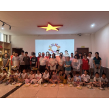 凤凰县沱江镇虹桥社区： 暖心助学送好物 缤纷物资护航多彩暑期成长