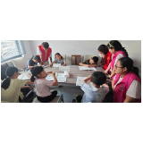 凤凰县三潭社区:防溺水宣教+公益辅导 护航未成年人平安暑期