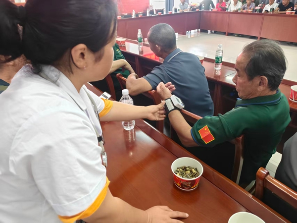 图片14.jpg 图片14.jpg