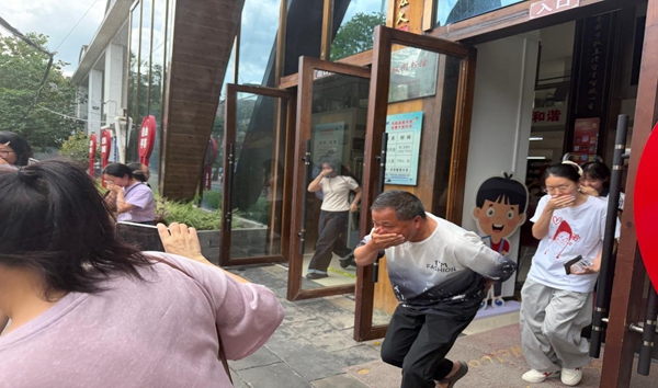 图片10.jpg 图片10.jpg