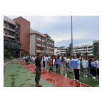 凤凰县第二中学开展七年级新生国防教育活动