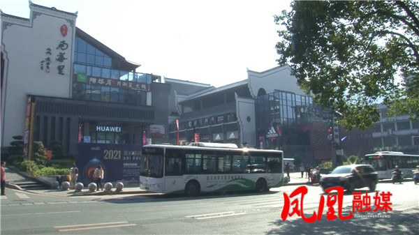 Still1203_00021.jpg