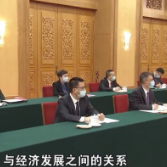 时政两会说丨总书记同全国人大代表共商国是 环境美了 收入高了 家园更好了