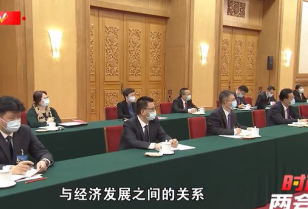 时政两会说丨总书记同全国人大代表共商国是 环境美了 收入高了 家园更好了