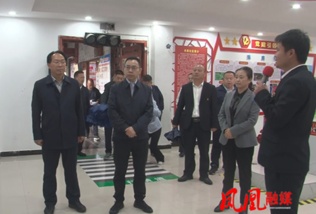 湖南省乡村振兴局局长毛朝晖调研凤凰县易地扶贫搬迁后续扶持及增收工作