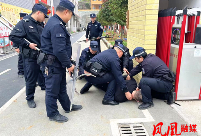 箭道坪幼儿园举行“以演筑防  安全护航”反恐防暴应急演练