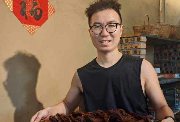 凤凰县水打田乡返乡创业系列故事|血粑鸭：演绎两代人的创业情怀