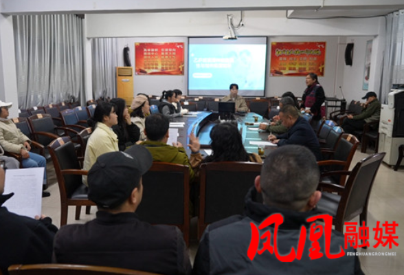 凤凰县疾控中心走进县融媒体中心开展健康教育讲座和乙肝免费筛查活动