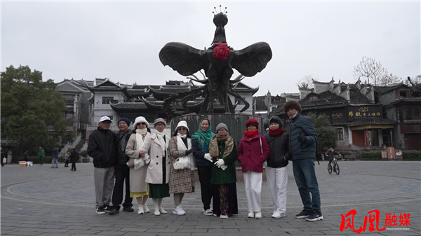 入境游[00_02_08][20250215-212650].jpg